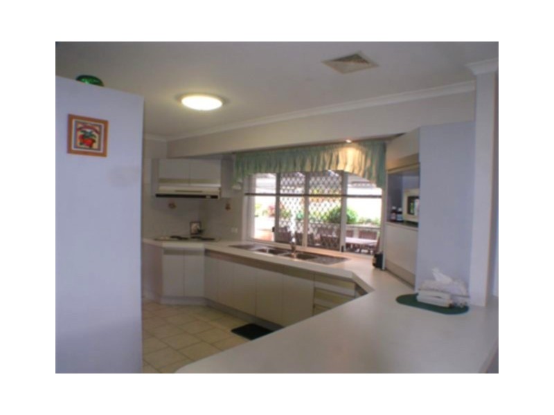 Sinnamon Park QLD 4073