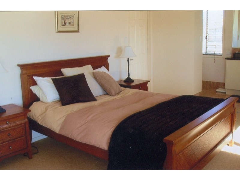 Sinnamon Park QLD 4073