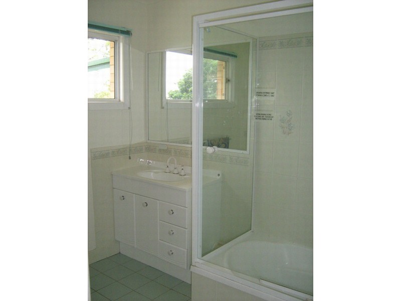 Jindalee QLD 4074
