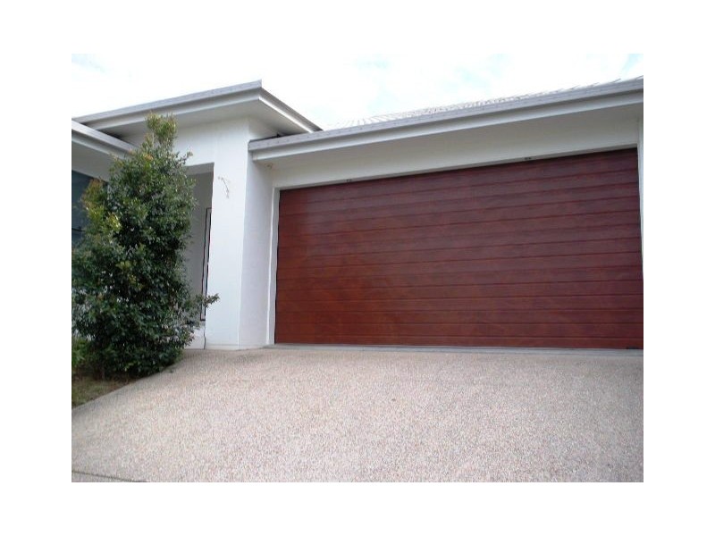 Seventeen Mile Rocks QLD 4073