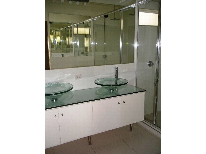 Seventeen Mile Rocks QLD 4073