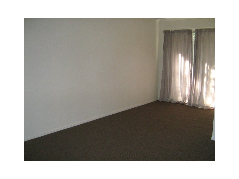 Seventeen Mile Rocks QLD 4073