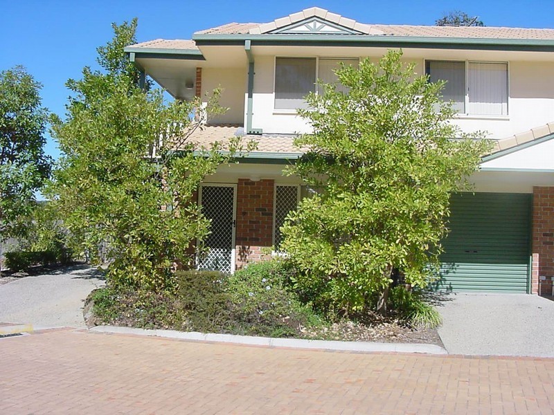 Mount Ommaney QLD 4074