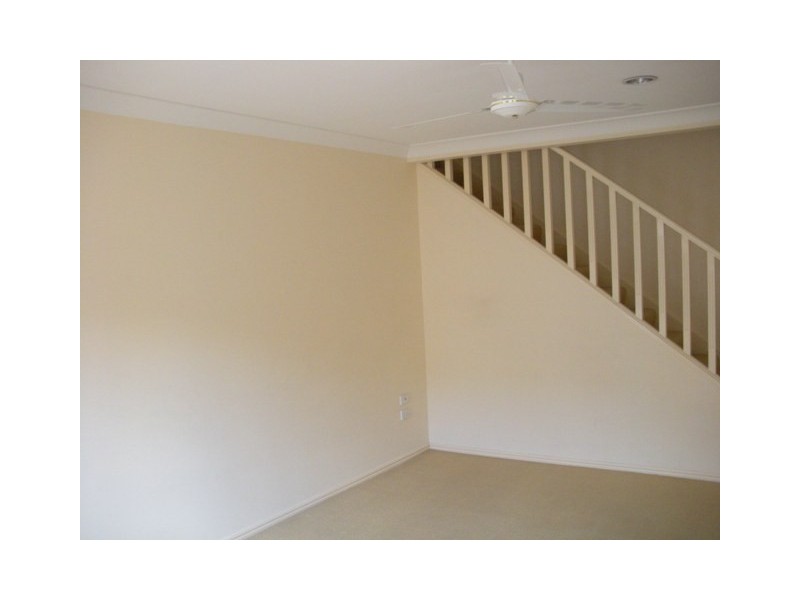 Mount Ommaney QLD 4074