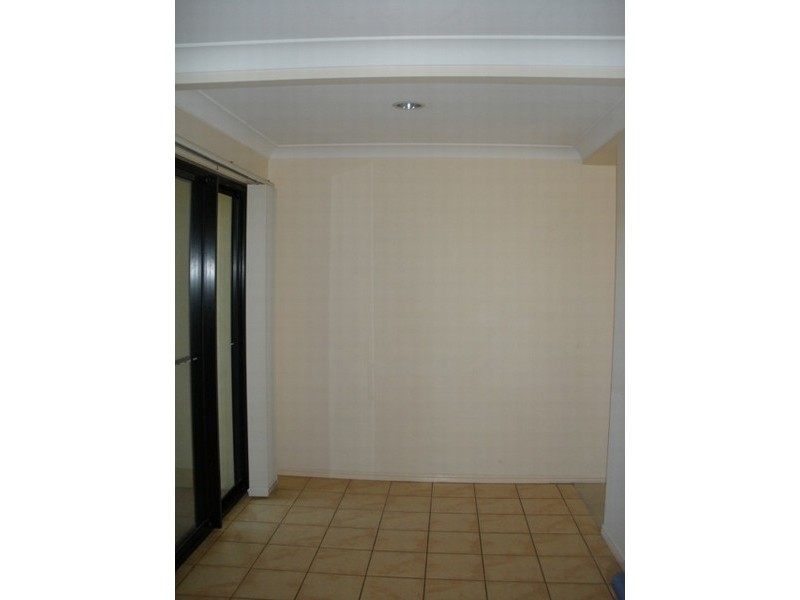 Mount Ommaney QLD 4074