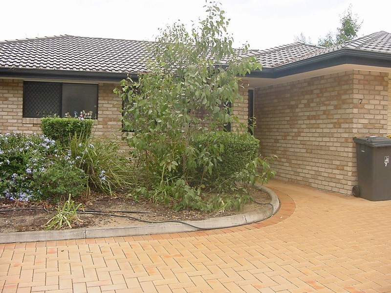 Mount Ommaney QLD 4074