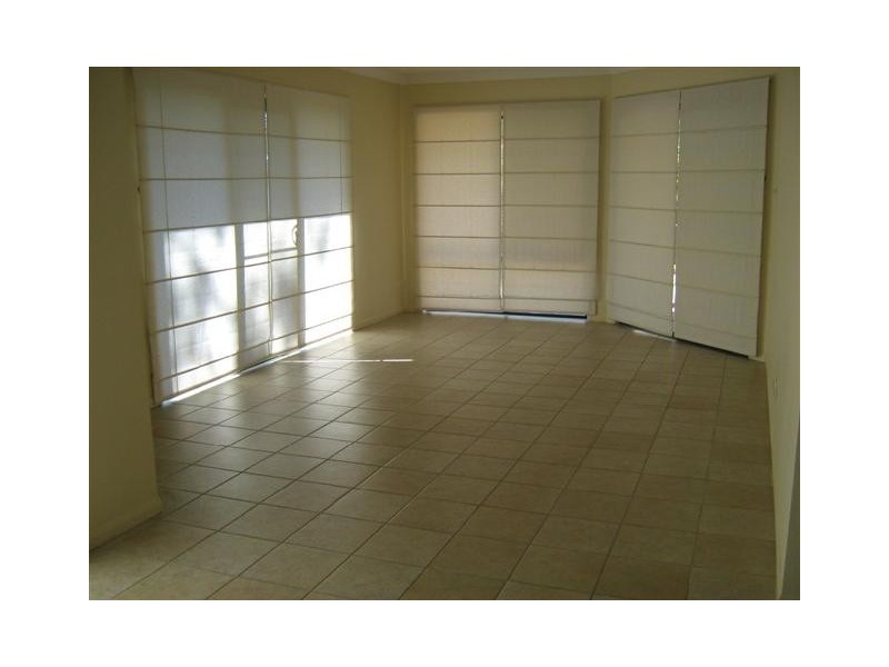 Sinnamon Park QLD 4073