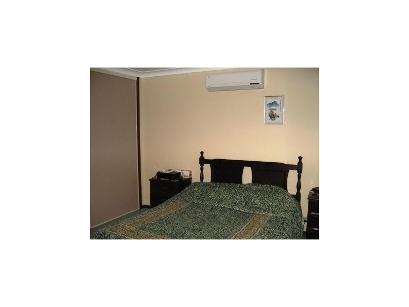 Sinnamon Park QLD 4073