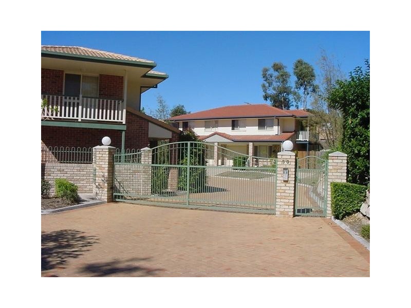 Mount Ommaney QLD 4074