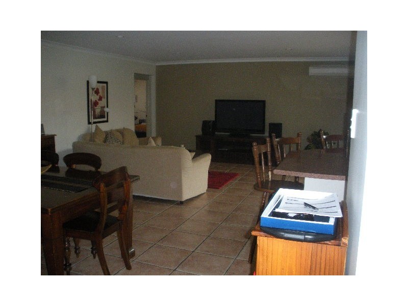 Sinnamon Park QLD 4073