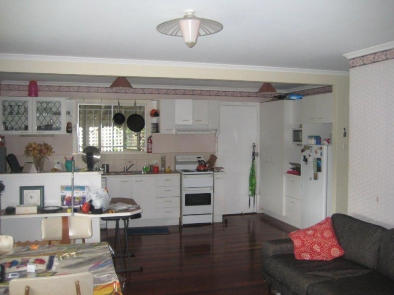 51 Marshall lane, Kenmore QLD 4069