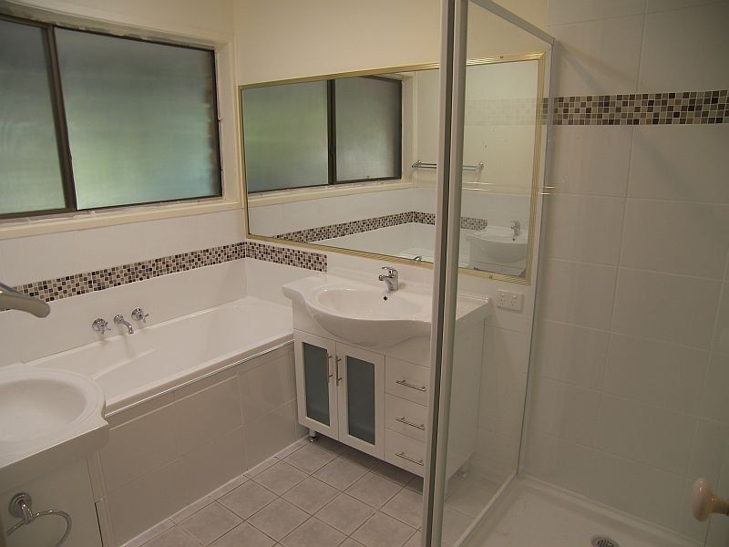 3 Anchusa Street, Bellbowrie QLD 4070