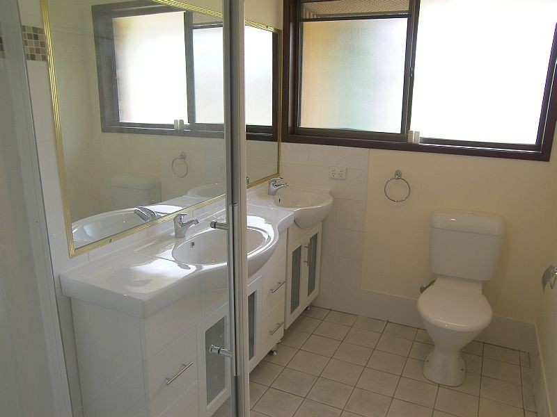 3 Anchusa Street, Bellbowrie QLD 4070