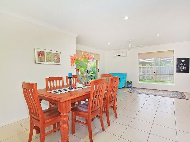 13 Hendos Place, Moggill QLD 4070