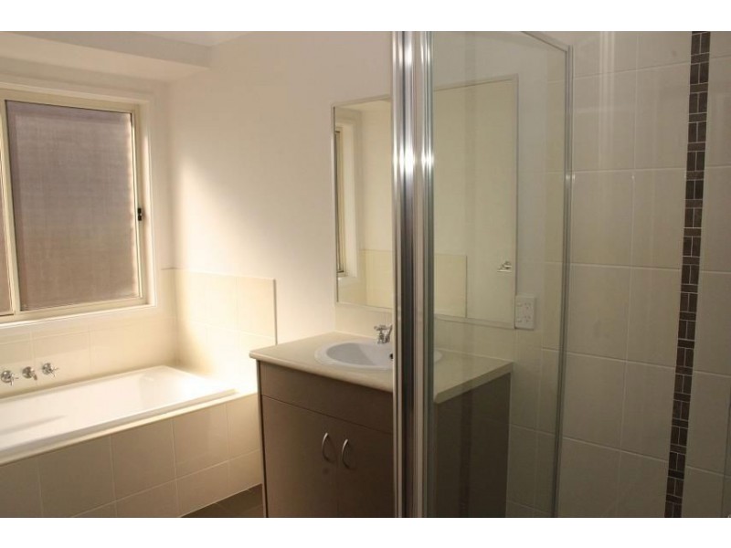 3 Sheridan Close, Moggill QLD 4070