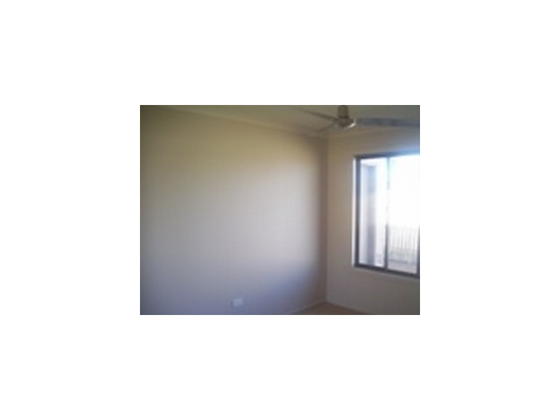 12 Maree Crescent, Gracemere QLD 4702