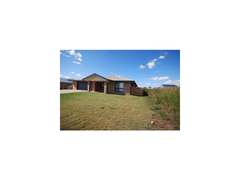 19 Joseph Street, Gracemere QLD 4702