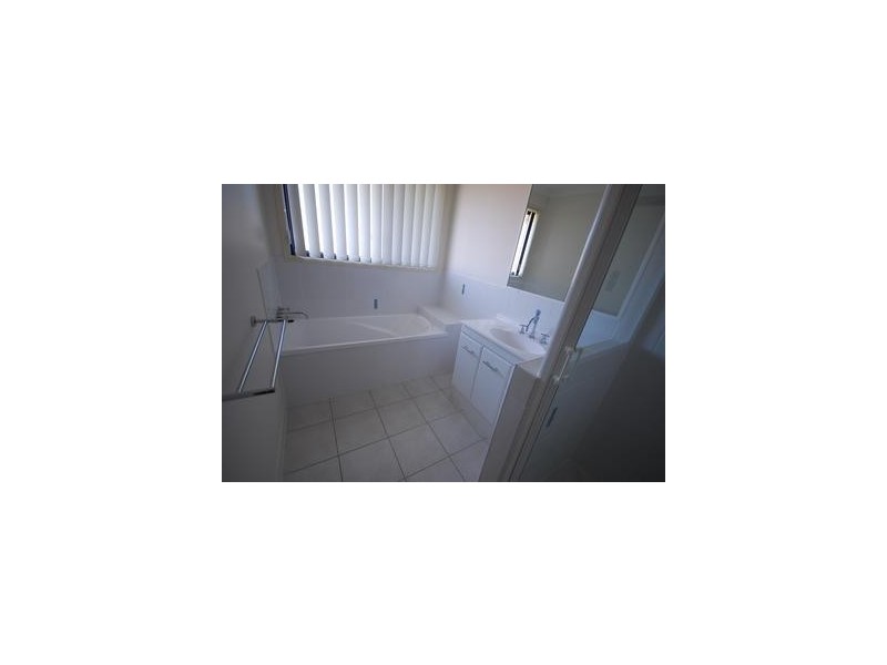 19 Joseph Street, Gracemere QLD 4702