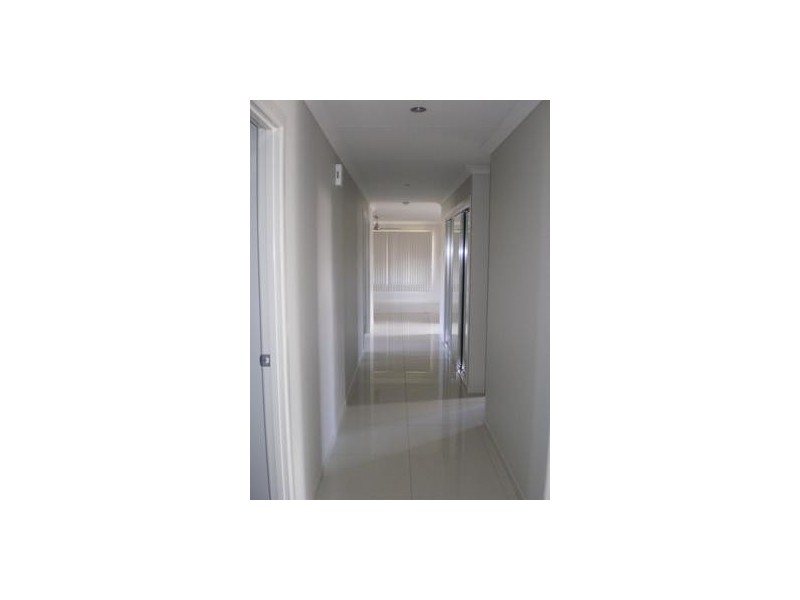 1 Maree Crescent, Gracemere QLD 4702