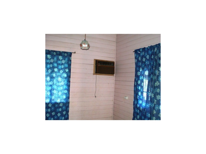 215 West, Rockhampton QLD 4700