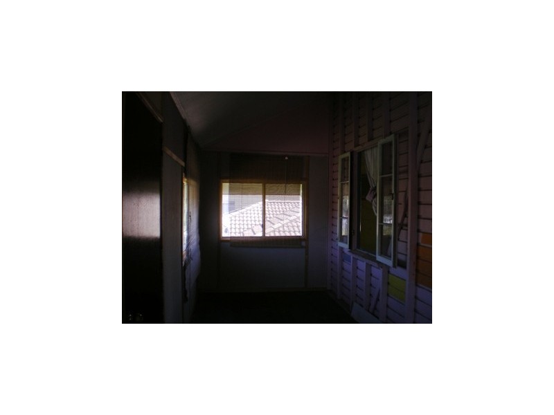 215 West, Rockhampton QLD 4700