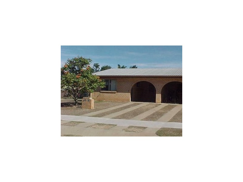 2/1 Arlott Street, Gracemere QLD 4702