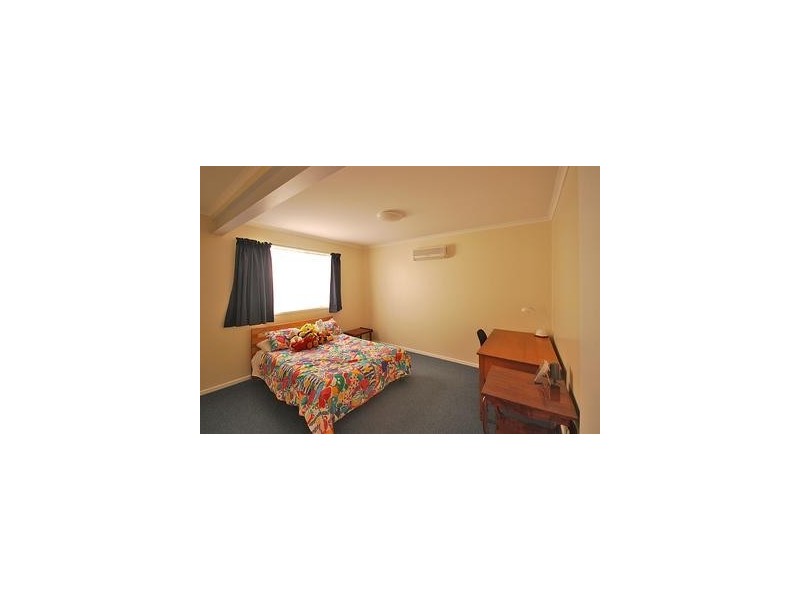 2 Athlestane Street, Rockhampton QLD 4700