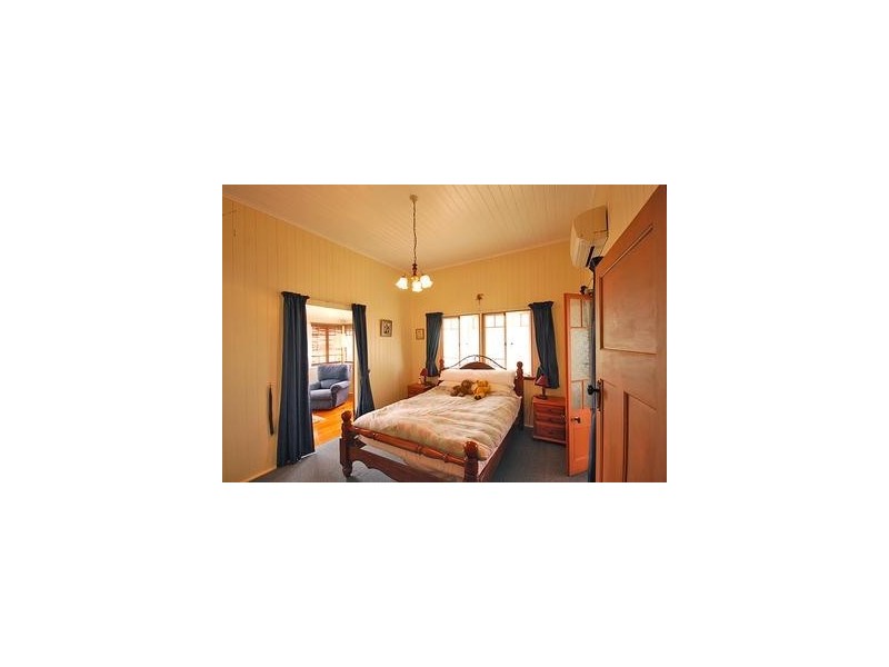 2 Athlestane Street, Rockhampton QLD 4700