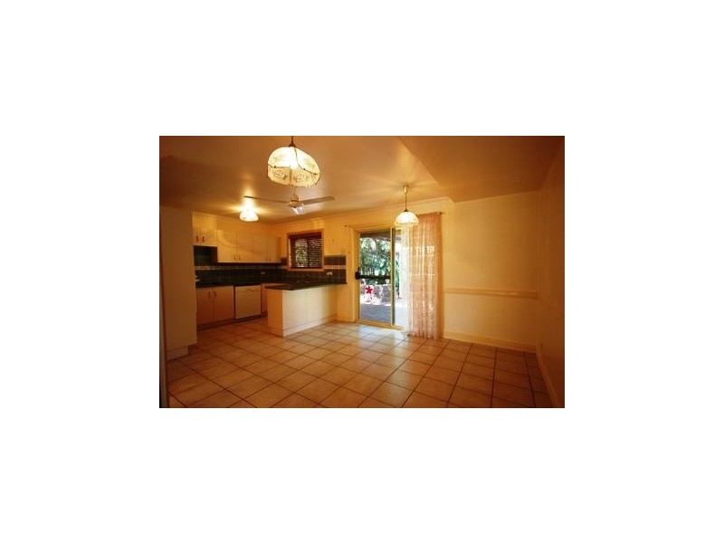 30 Sunrise, Gracemere QLD 4702