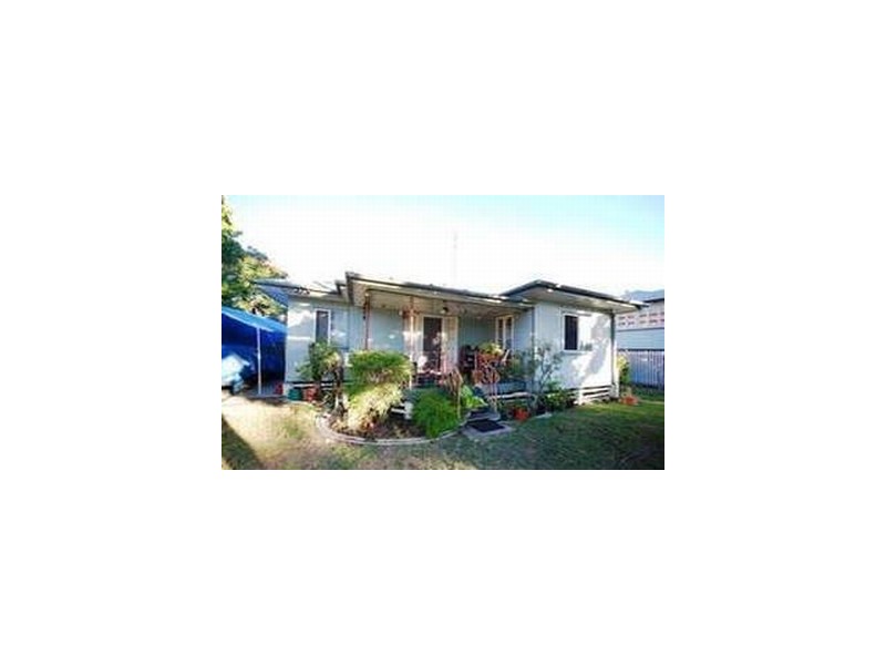 30 Tung Yeen Street, Park Avenue QLD 4701