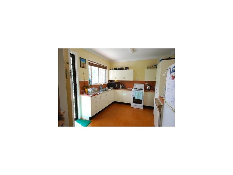 339 Mills Avenue, Frenchville QLD 4701