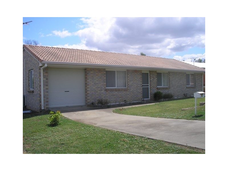33 Sunrise Crescent, Gracemere QLD 4702