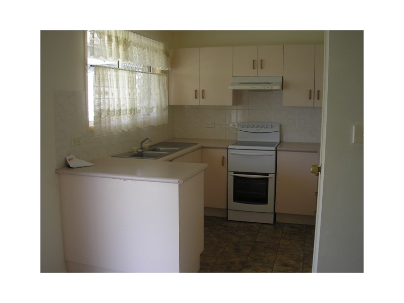 33 Sunrise Crescent, Gracemere QLD 4702