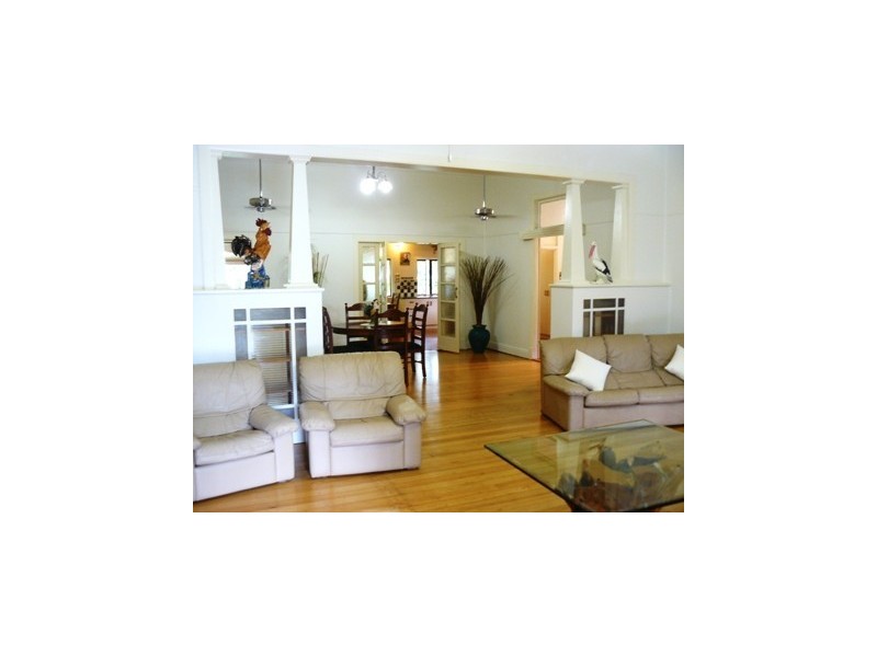 36 Oswald, Rockhampton QLD 4700