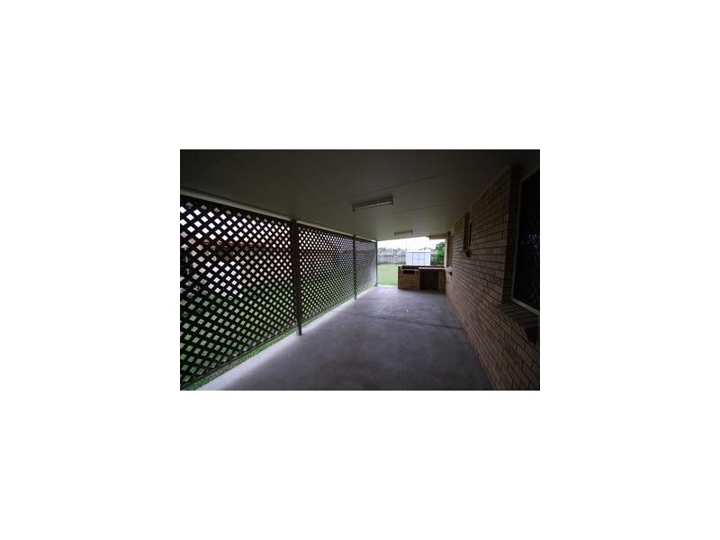 4 Hotham Close, Parkhurst QLD 4702