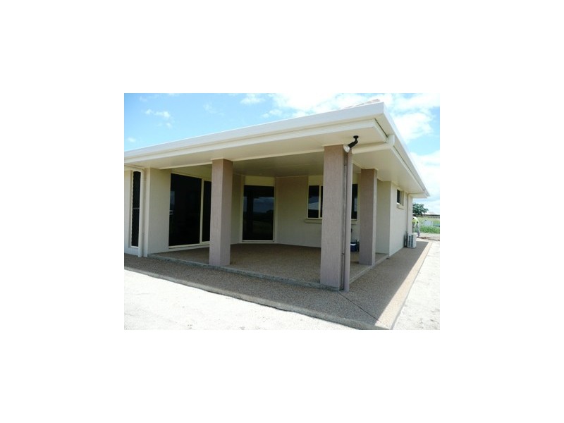 54 James, Gracemere QLD 4702