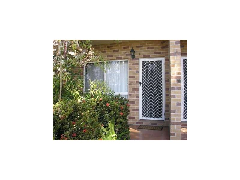 2/6 Thurston Street, Allenstown QLD 4700