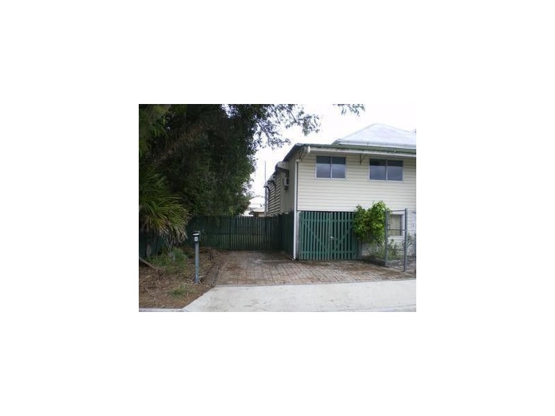 8 Anderson Street, Allenstown QLD 4700