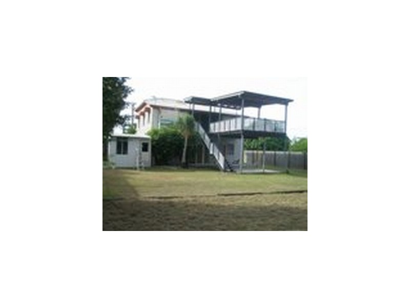 91 Main Street, Park Avenue QLD 4701