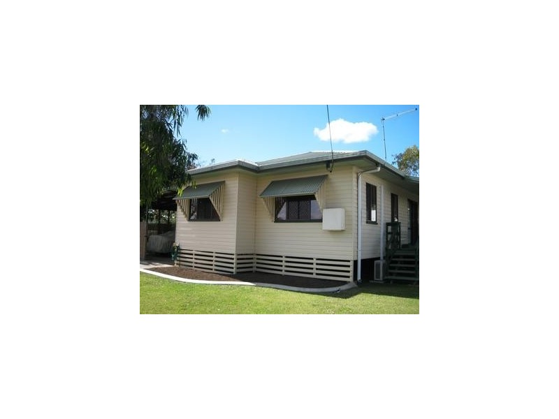 928 Yaamba Road, Parkhurst QLD 4702