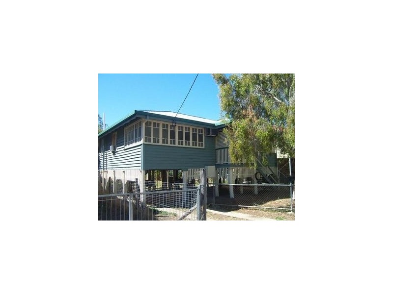 90 Princess Street, Berserker QLD 4701