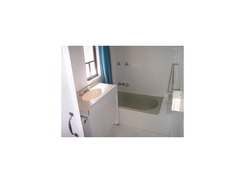 90 Princess Street, Berserker QLD 4701