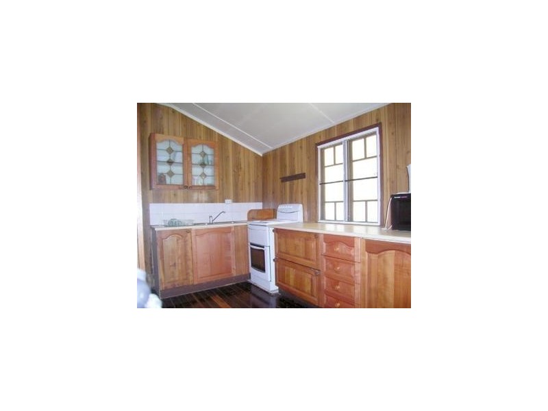 90 Princess Street, Berserker QLD 4701