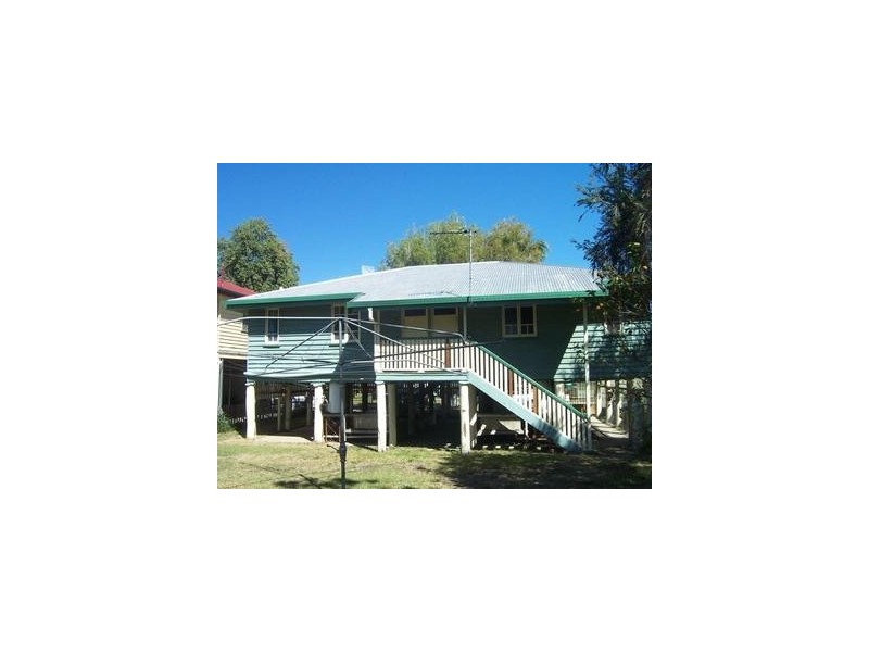 90 Princess Street, Berserker QLD 4701