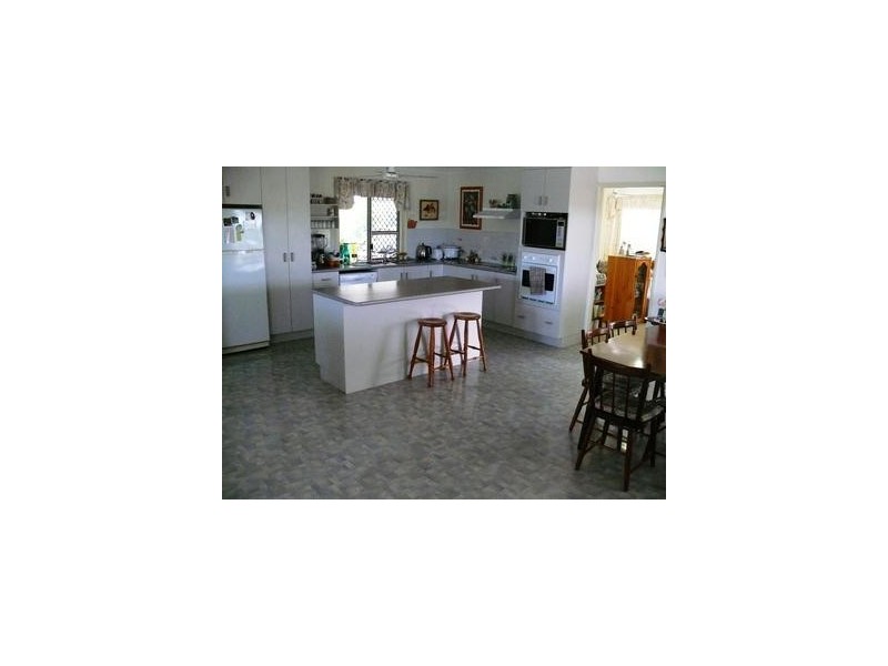 166 Emmerson Drive, Glenlee QLD 4711