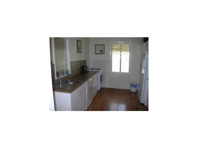 147 Murray Lane, The Range QLD 4700