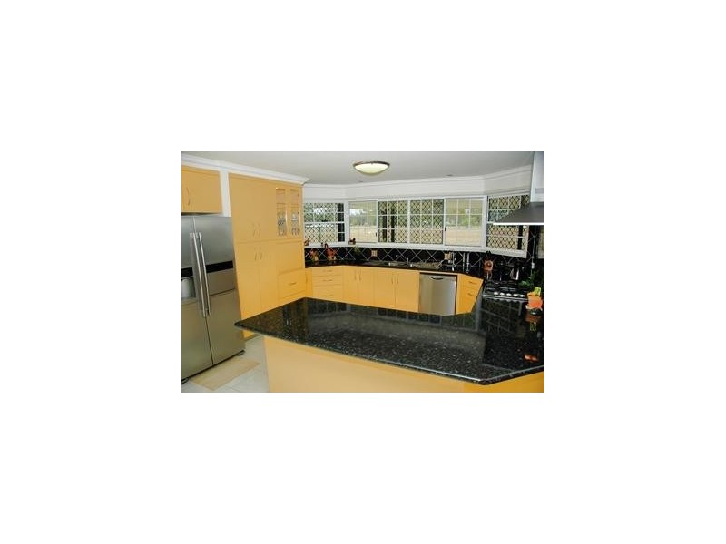 67 Sturt Drive, Glenlee QLD 4711