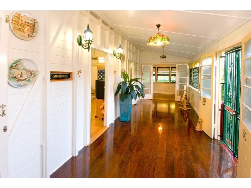 36 Oswald Street, Allenstown QLD 4700