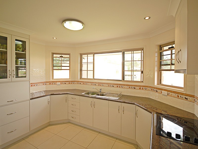 14 Cunningham Drive, Glenlee QLD 4711