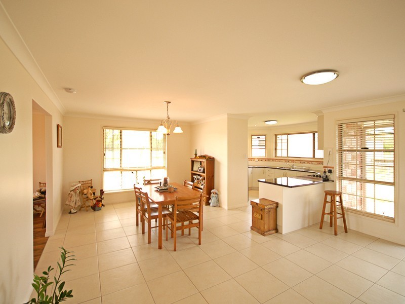 14 Cunningham Drive, Glenlee QLD 4711
